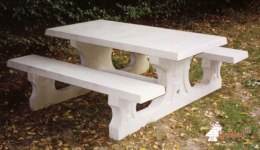Picknickset Standard aus Beton naturell.