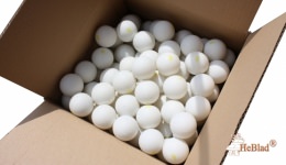 Karton mit 120 Tischtennisbällen