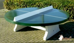 Runder Tischtennistisch in Grün